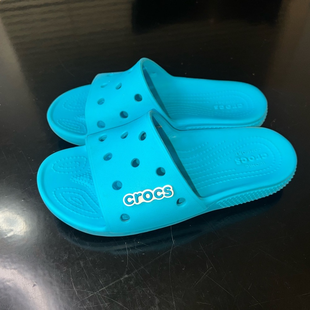 Classic Croc Slides - Picture 1 of 4